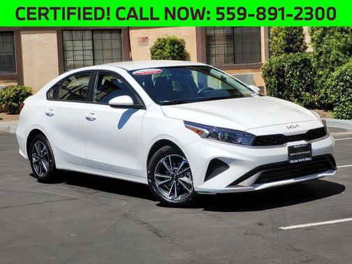 Snow White Pearl 2023 Kia Forte LXS