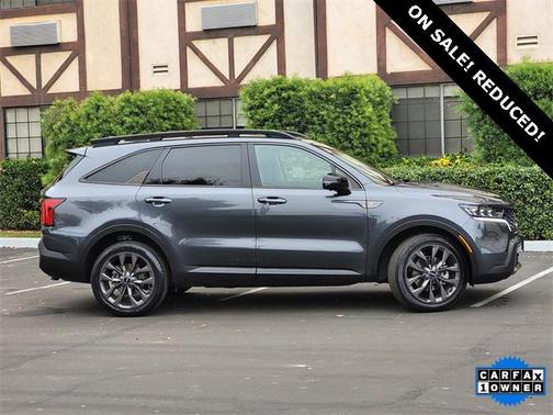 2022 Kia Sorento SX