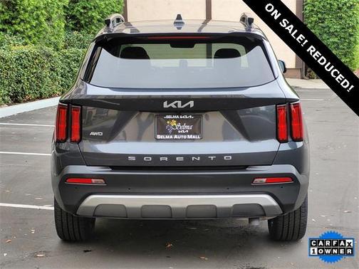 2022 Kia Sorento SX