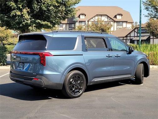 2026 Kia Carnival Hybrid SX