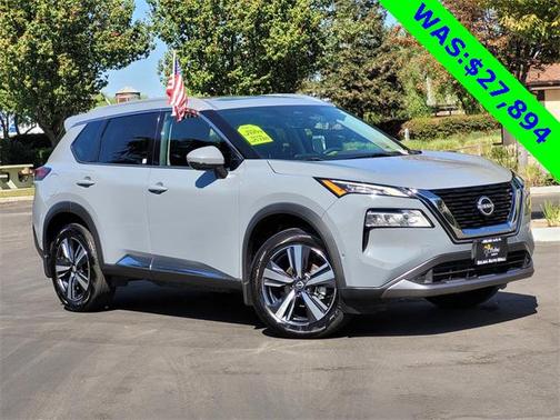 2022 Nissan Rogue SL