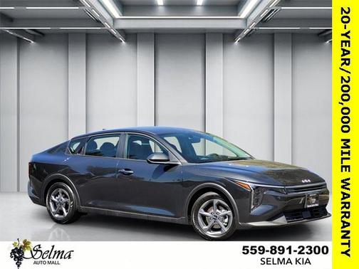 2025 Kia K4 LXS