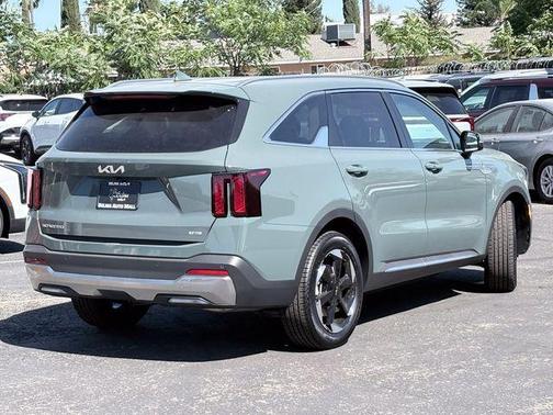 Cityscape Green 2026 Kia Sorento Hybrid EX