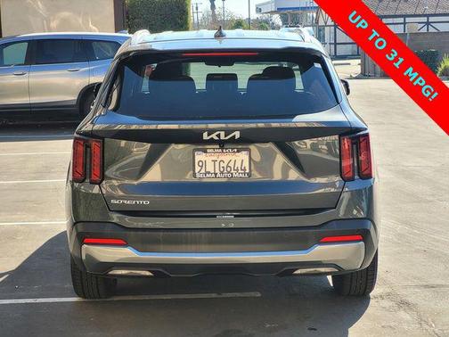 2024 Kia Sorento S