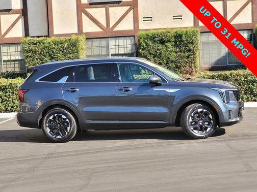 2024 Kia Sorento S