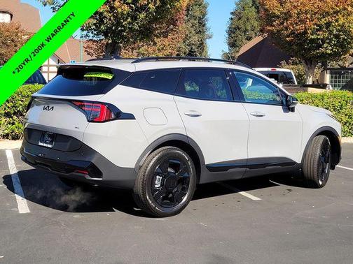 2026 Kia Sportage Plug-In Hybrid X-Line