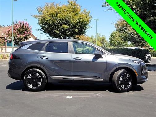 2026 Kia Sportage Hybrid LX