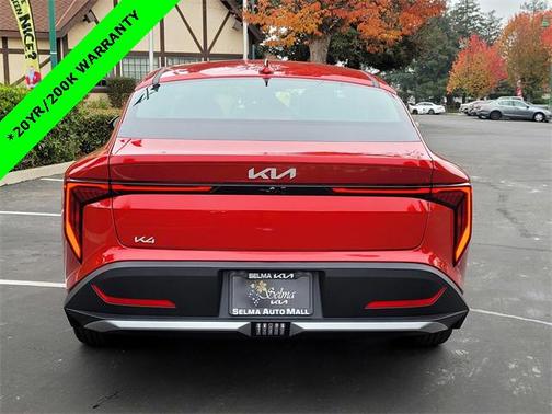 2025 Kia K4 LXS