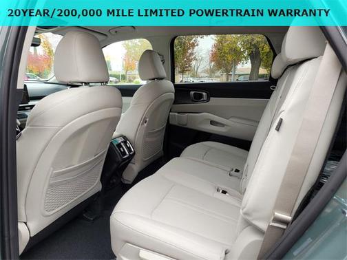 2026 Kia Sorento Hybrid EX