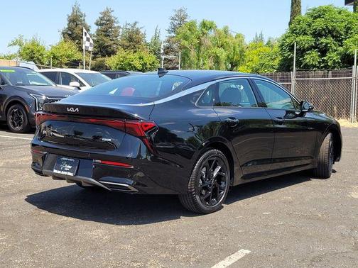 Aurora Black Pearl 2026 Kia K5 GT-Line FWD
