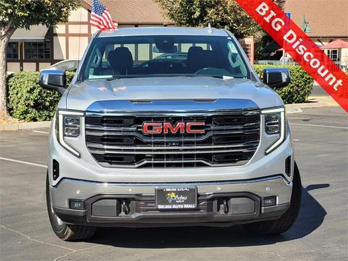 2022 GMC Sierra 1500 SLT