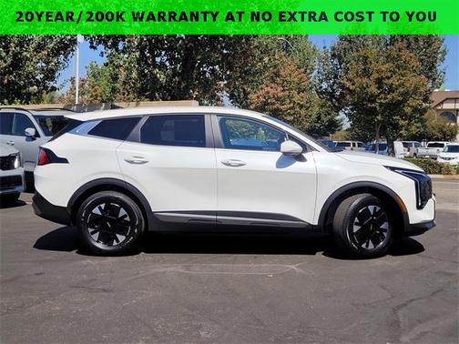 2026 Kia Sportage Hybrid LX