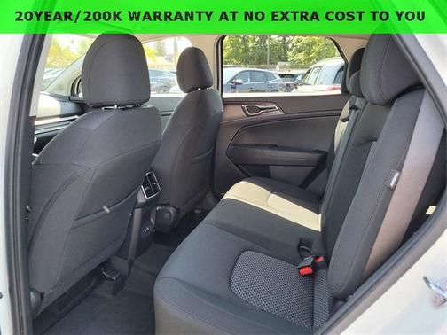 2026 Kia Sportage Hybrid LX