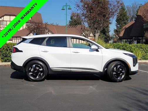 2026 Kia Sportage LX