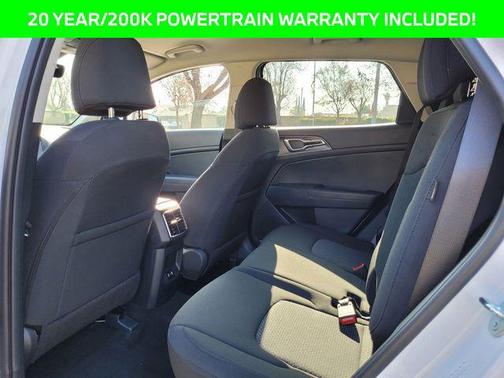 Glacial White Pearl 2026 Kia Sportage LX