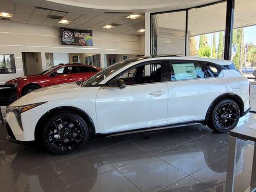 Snow White Pearl 2026 Kia K4 GT-Line Turbo