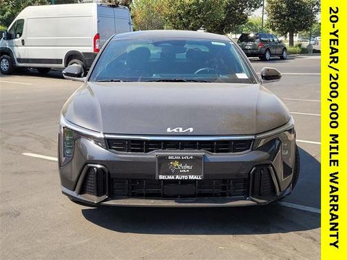 2025 Kia K4 GT-Line