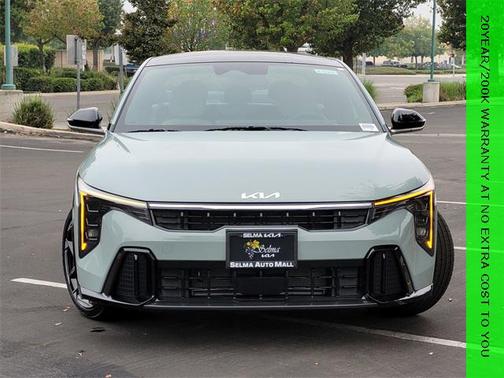 2025 Kia K4 GT-Line