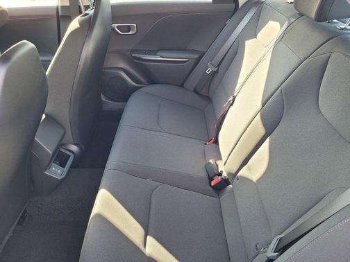 Snow White Pearl 2026 Kia K4 LXS