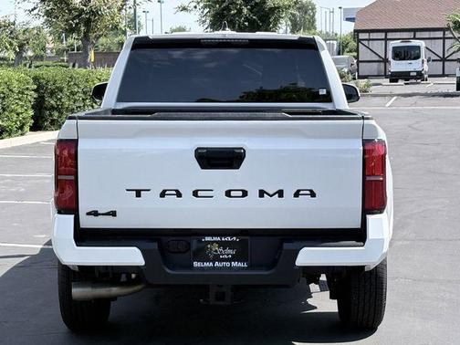 Ice Cap 2026 Toyota Tacoma SR5