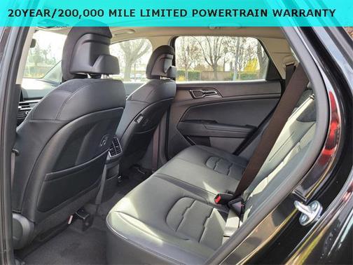 2026 Kia Sportage Hybrid SX-Prestige