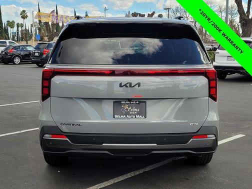 2026 Kia Carnival Hybrid SX