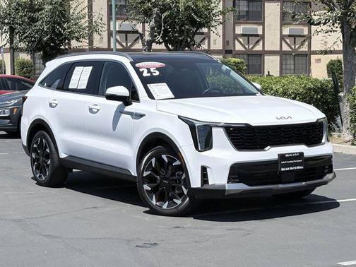Glacial White Pearl 2025 Kia Sorento EX