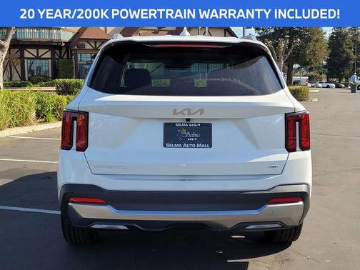 Snow White Pearl 2026 Kia Sorento Hybrid EX