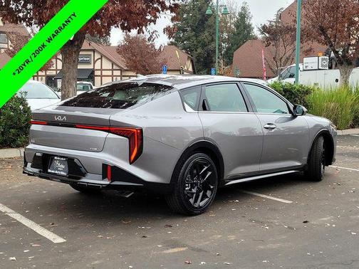 2025 Kia K4 GT-Line Turbo