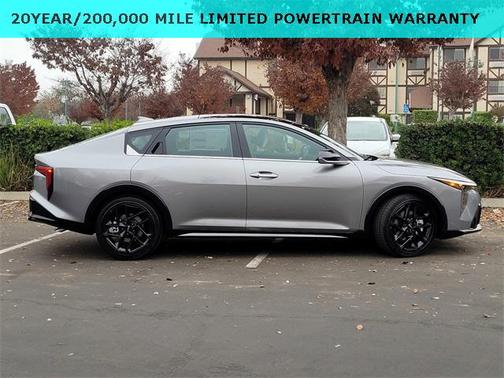 2025 Kia K4 GT-Line Turbo