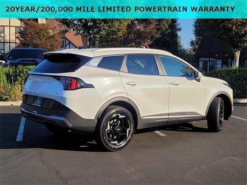 2026 Kia Sportage Hybrid EX