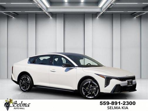 2025 Kia K4 GT-Line