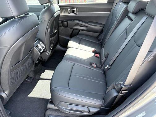 Steel Gray 2026 Kia Sorento Hybrid EX