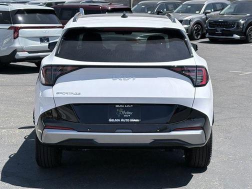 Glacial White Pearl 2026 Kia Sportage SX-Prestige