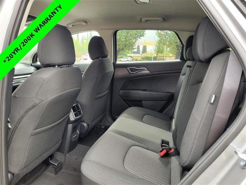 2026 Kia Sportage Hybrid LX