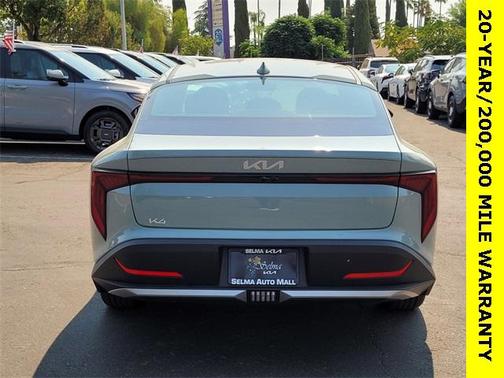 2025 Kia K4 LXS