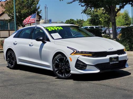 2022 Kia K5 GT-Line