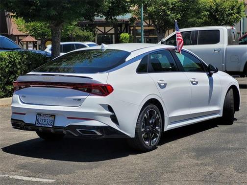 2022 Kia K5 GT-Line