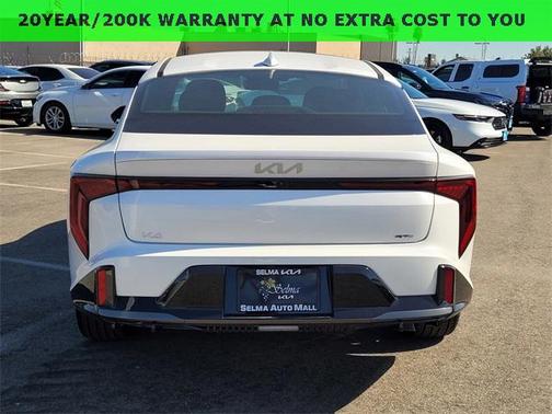 2025 Kia K4 GT-Line