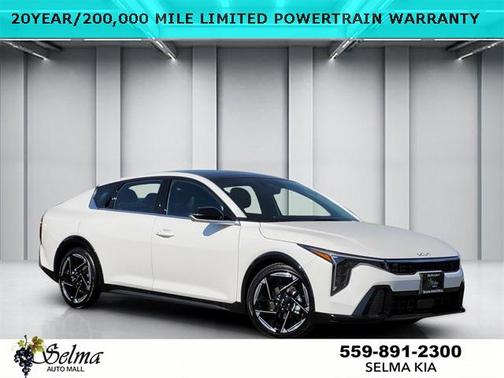 2025 Kia K4 GT-Line