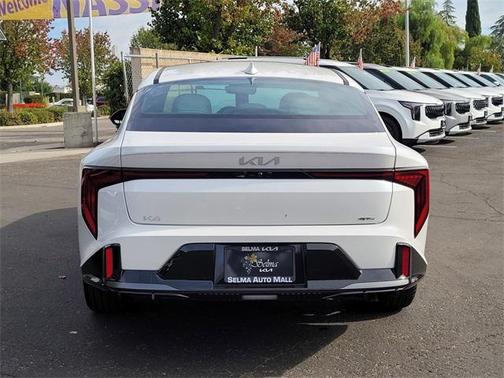 2025 Kia K4 GT-Line