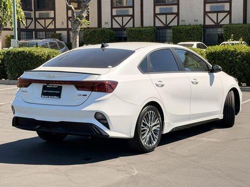 Snow White Pearl 2023 Kia Forte GT-Line