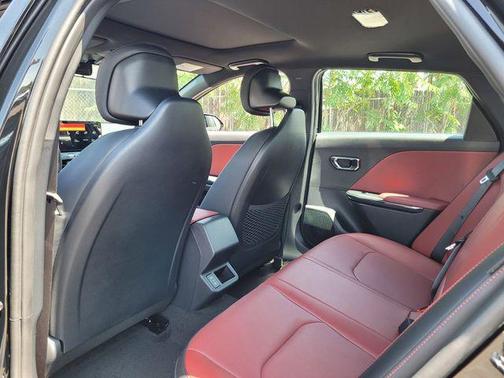 Aurora Black Pearl 2026 Kia K4 GT-Line
