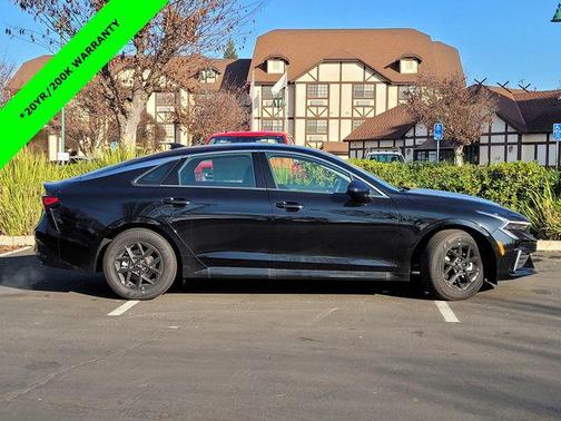 2026 Kia K5 LXS FWD