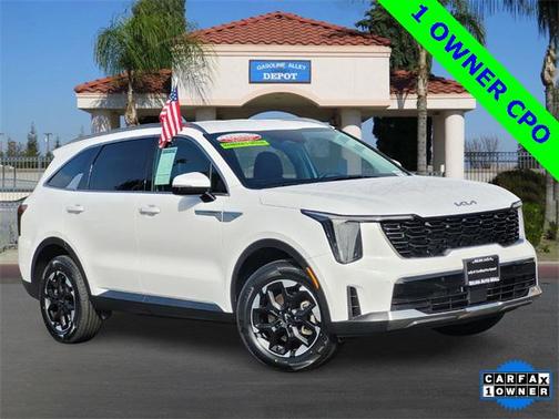 2024 Kia Sorento S