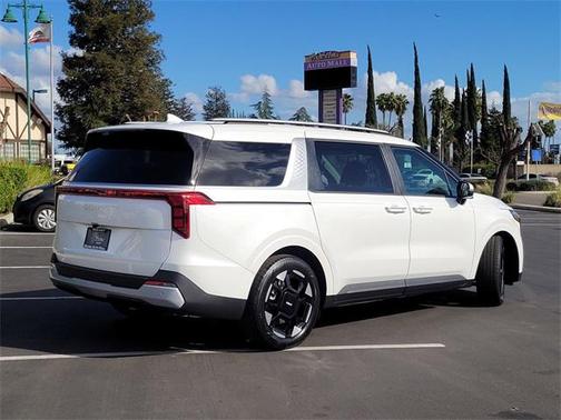 2026 Kia Carnival EX