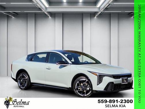 2025 Kia K4 GT-Line