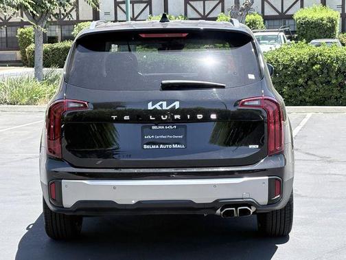 Ebony Black 2025 Kia Telluride S