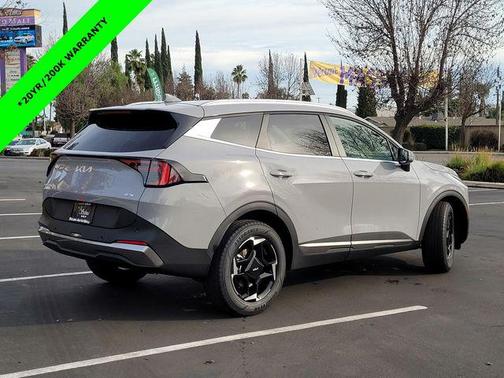 2026 Kia Sportage Hybrid EX