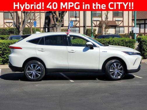 2021 Toyota Venza LE